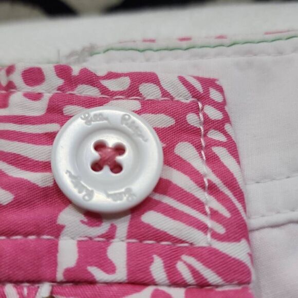 Lilly Pulitzer The Buttercup Short Size 4 - Picture 10 of 10